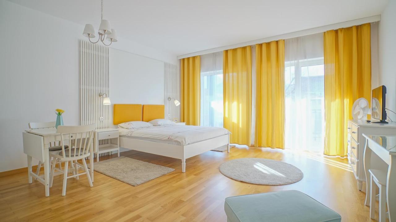 Downtown Premium Apartments Braşov Eksteriør billede