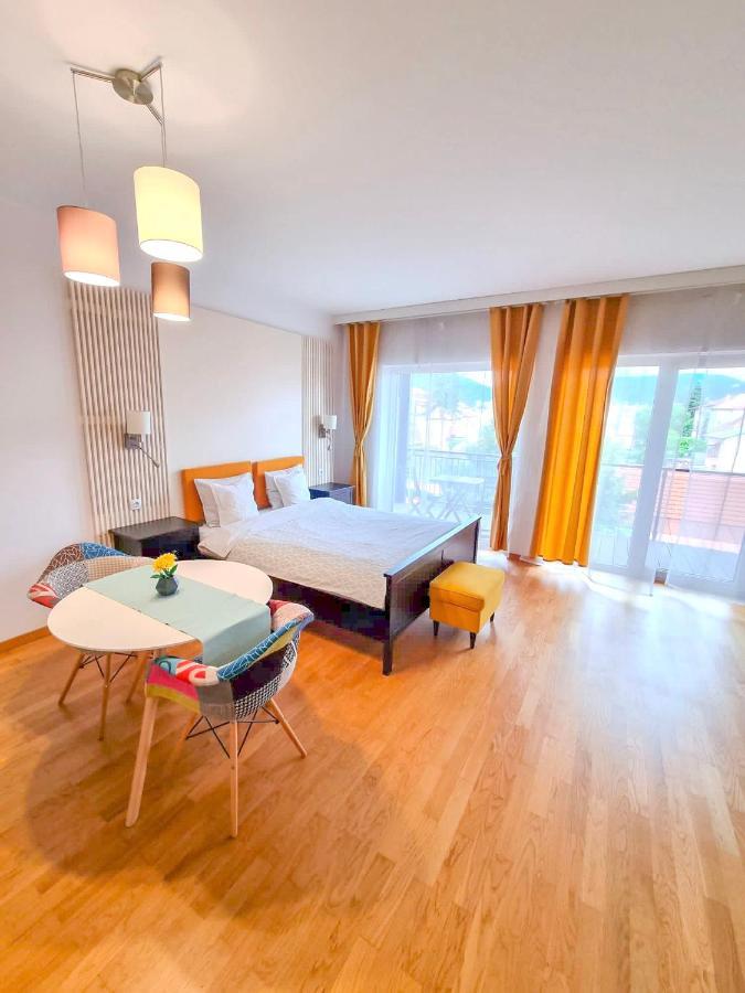 Downtown Premium Apartments Braşov Eksteriør billede